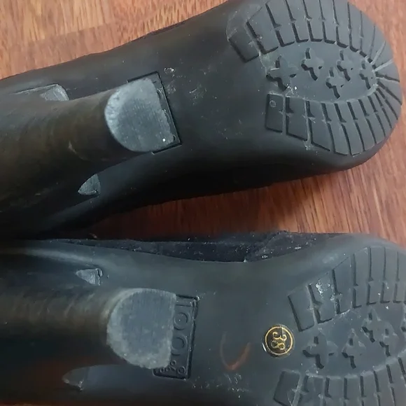 Booties - Picture 6 of 7